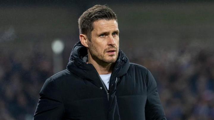  凯尔告别多特蒙德；半生深情难舍，黄黑军团永驻心间。 体育新闻 凯尔告别多特蒙德；半生深情难舍，黄黑军团永驻心间。 体育新闻