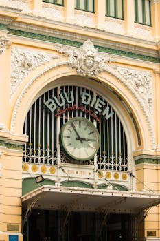 深挖物业管理周期:从越秀服务财报看企业穿越寒冬的底层逻辑 股票财经