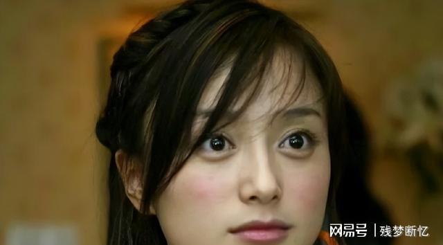  不再为时光焦虑：重构中年女性的自我救赎与爱 情感心理