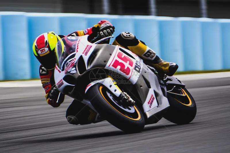  技术深耕·制度瓶颈：张雪案例拆解摩托车产业困局与破局路径 汽车科技