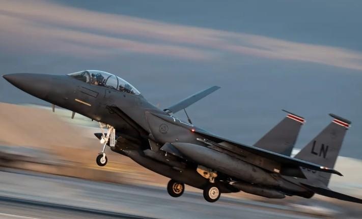  F-35隐身神话再遭质疑：伊朗公布残骸背后的技术细节深度解析 新闻