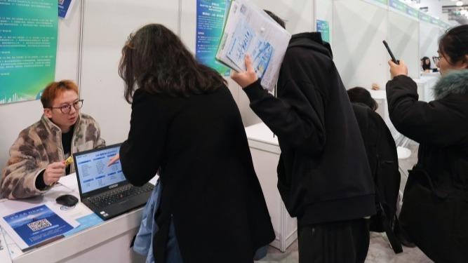  特变电工2025年财报深度解构：净利润增长43.69%背后的产业逻辑与战略重构 股票财经