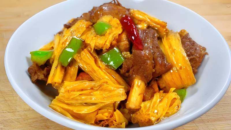  【深度解析】中老年腿部衰老与营养干预——三道家常菜蕴含的生物力学奥秘 健康养生