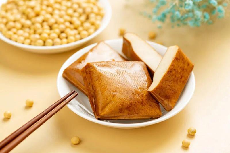  【成分解密】豆制品蛋白质密度深度测评：豆皮登顶背后的营养逻辑 健康养生
