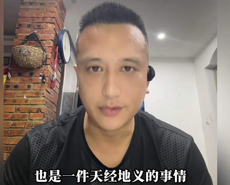 战术复盘！王博罕见夺权事件背后的判罚逻辑与教练情绪管理深层分析 体育新闻
