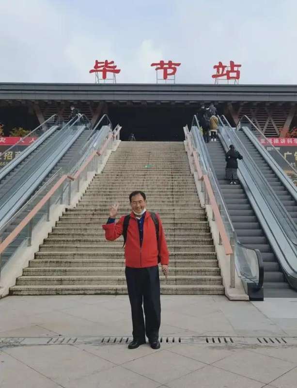  在风雪边关的尽头，他们用一生守护那句「值得」 情感心理